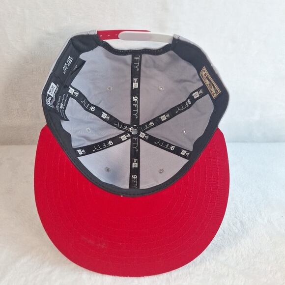 NBA Miami Heat Baseball Cap Snapback New Era 9Fifty Gray Black Red - Picture 6 of 8